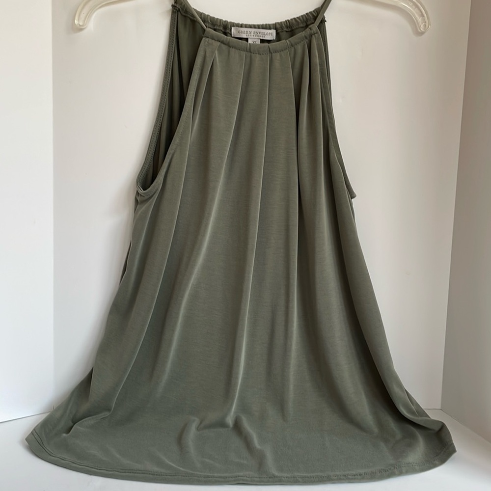Green envelope, pleated halter neck Tank top size extra small